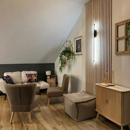 Çiftlik konaklama Myslinow - Black Horse Bar&grill *